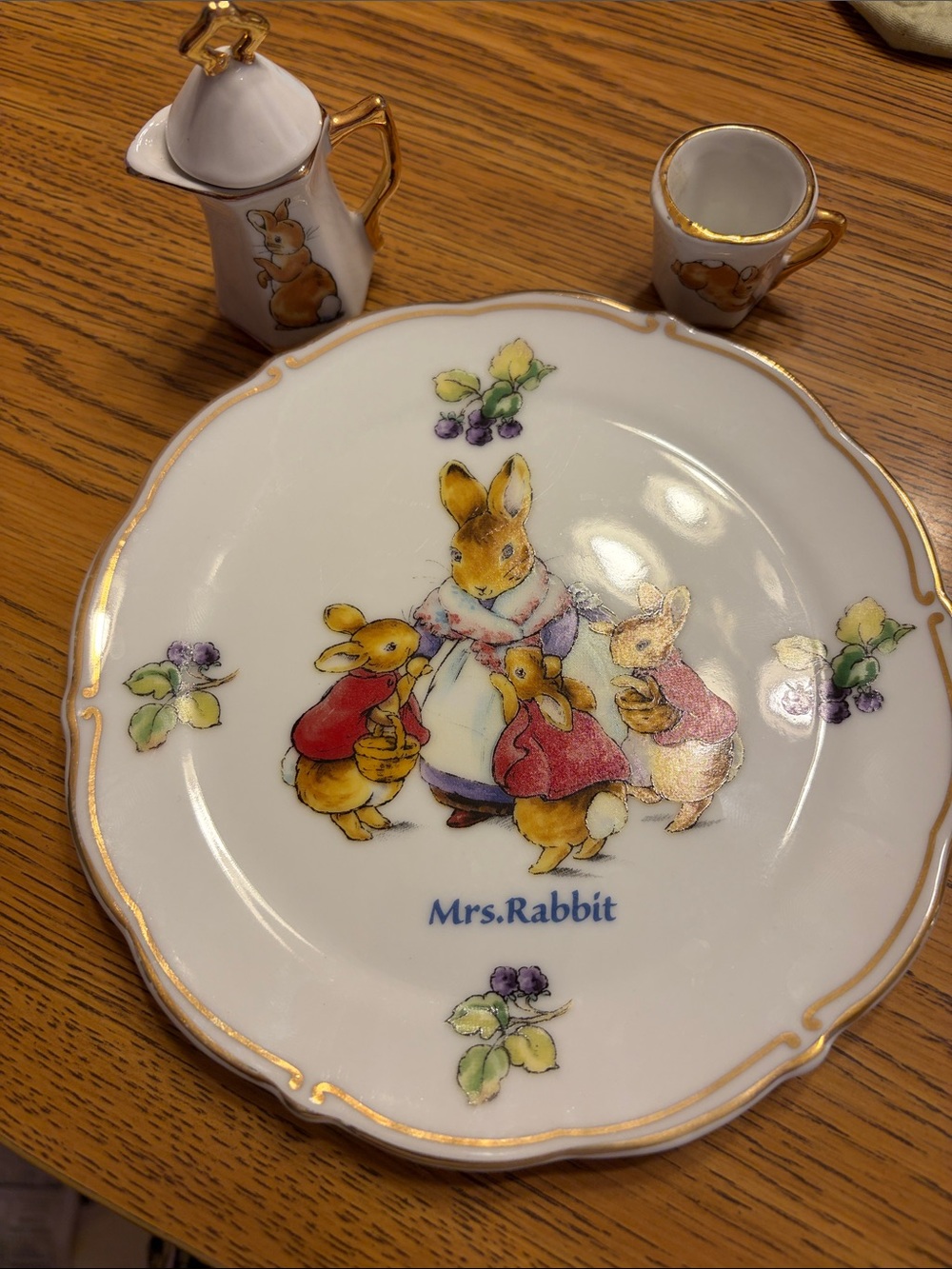 Mrs.Rabbit